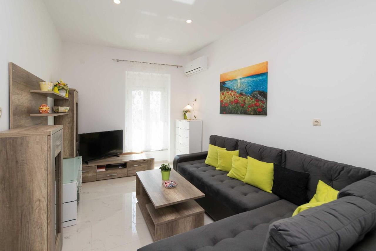 Anvedor Apartment Crikvenica Exterior photo